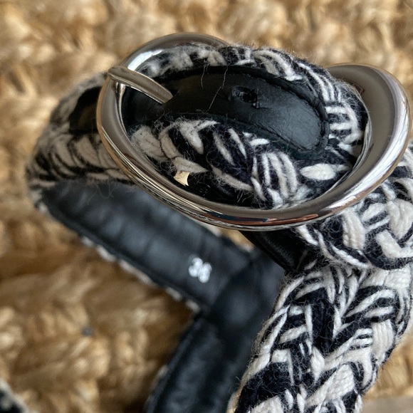 Amambaih Gala Platform. Size 36 - Picture 11 of 16